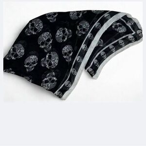 BP Black and White Skull Scarf